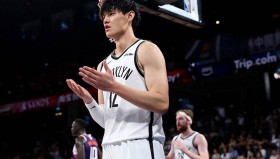 万博体育网站-包含关键时刻布鲁克林篮网调整名单以备CBA常规赛，内部沟通环节打磨，球迷炸锅，更衣室氛围转暖的词条